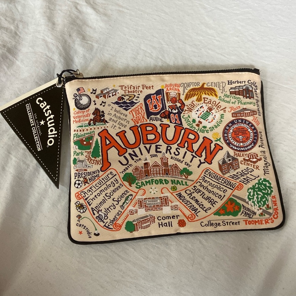 Auburn Cat studio pouch